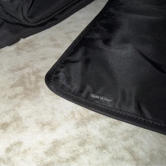 Prada Re-Nylon Baby Bag - Picture 6 of 7